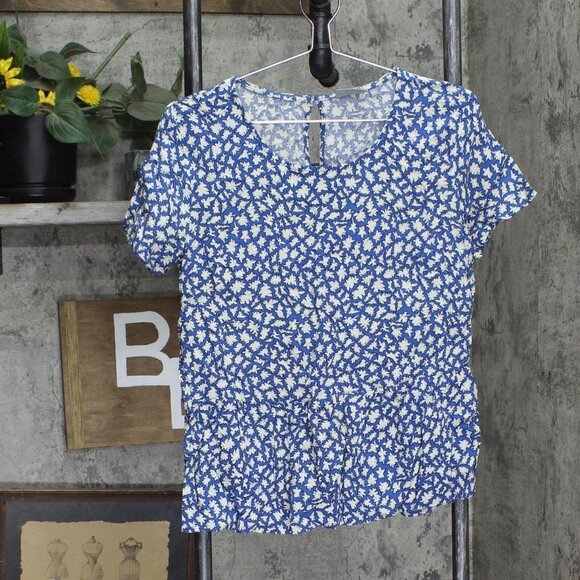 B. Young Womens Short Sleeve Unlined Woven Blouse Shirt Blue Multi 38 - Picture 1 of 5